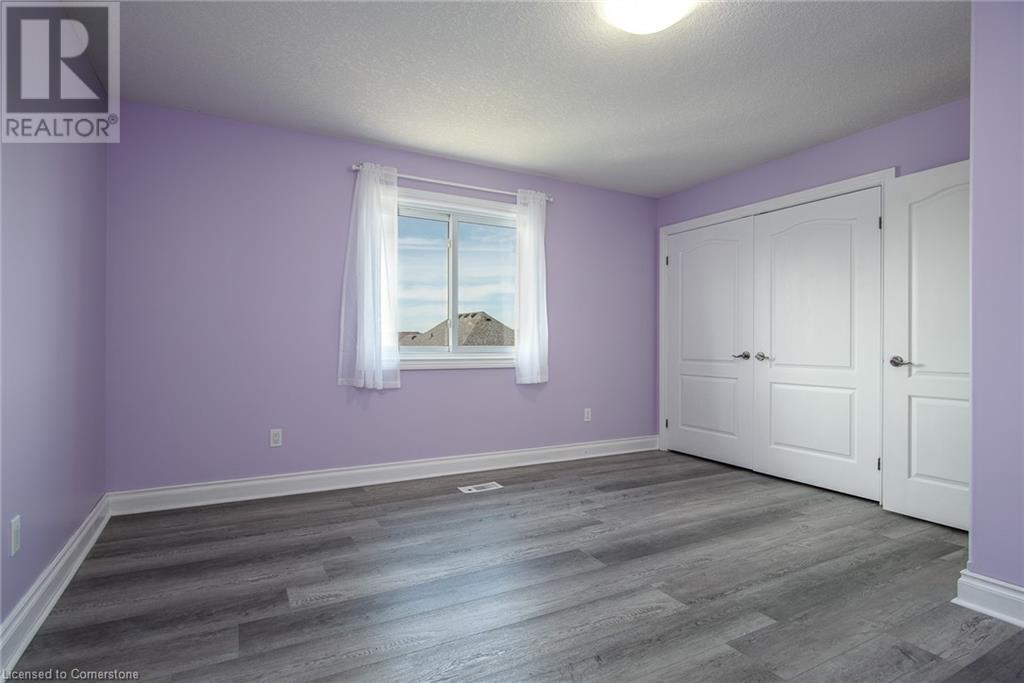35 Yarrow Court, Kitchener, Ontario  N2E 4C4 - Photo 31 - 40755501
