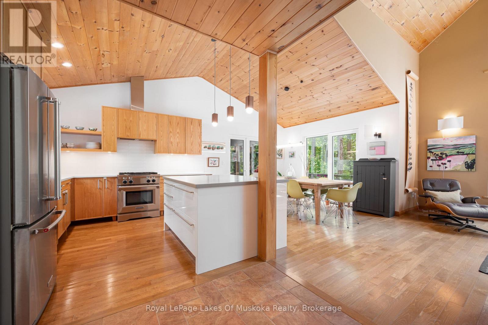 30 Forest Road, Kawartha Lakes, Ontario  K0M 1M0 - Photo 19 - X12313104