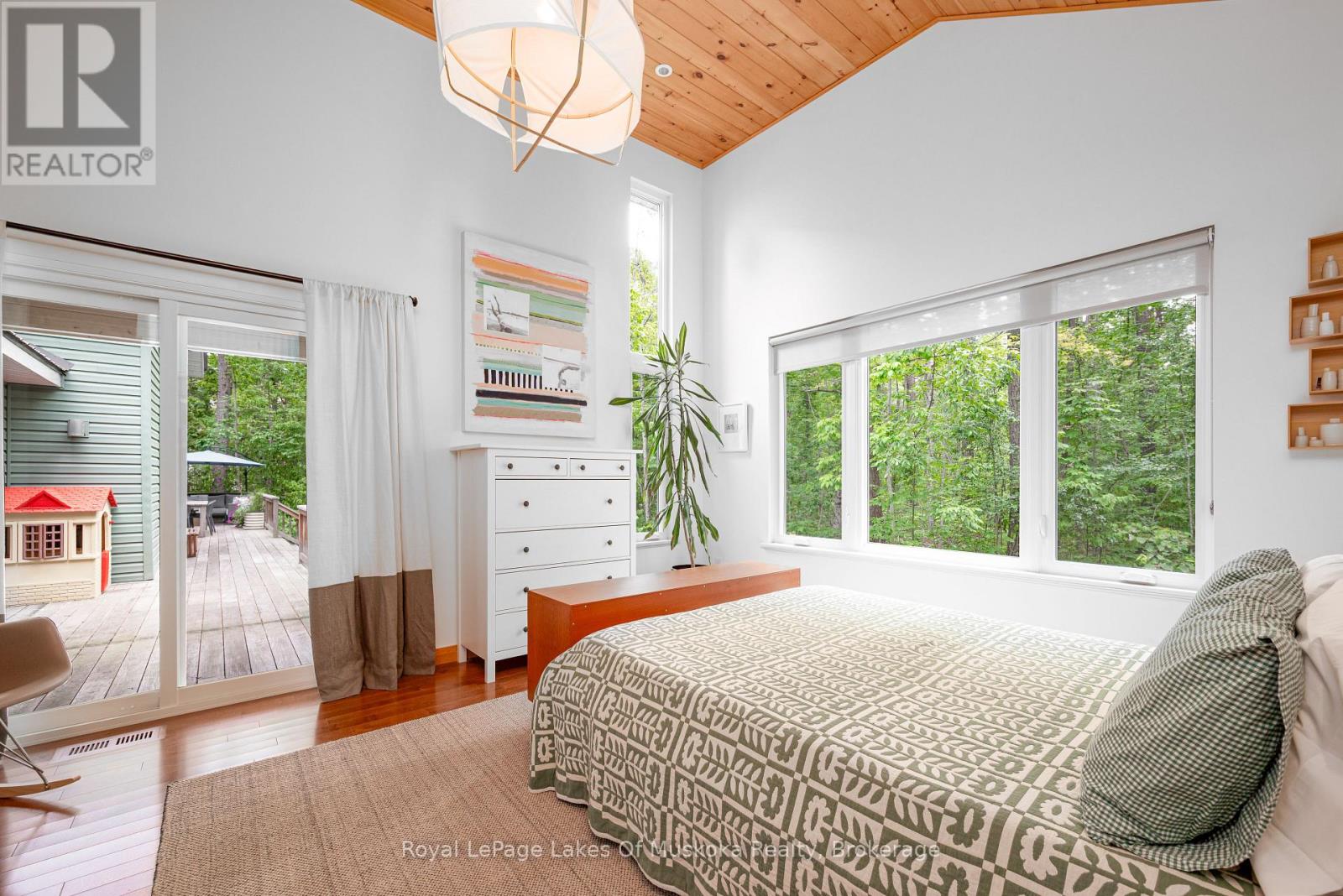 30 Forest Road, Kawartha Lakes, Ontario  K0M 1M0 - Photo 29 - X12313104