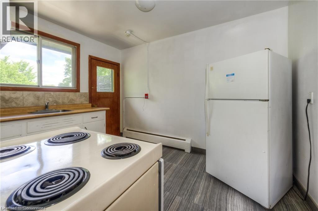 126 Clive Road, Kitchener, Ontario  N2H 3N6 - Photo 11 - 40754923