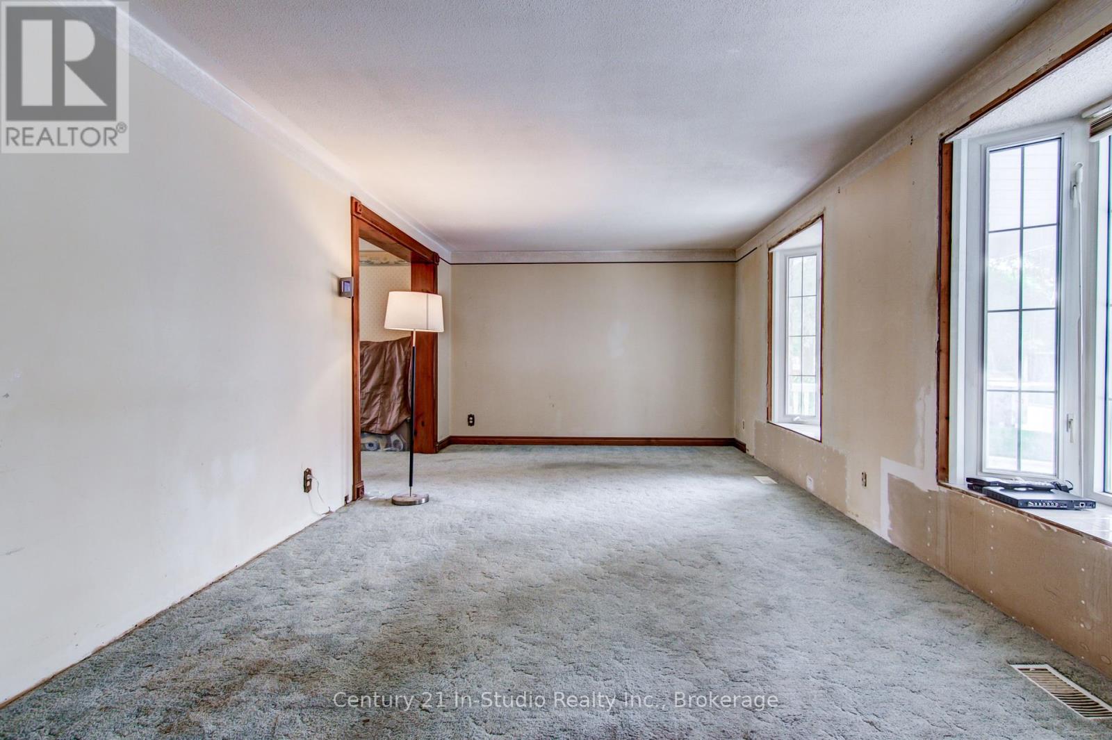 1116 Milne Drive, Kincardine, Ontario  N2Z 1X4 - Photo 10 - X12313700