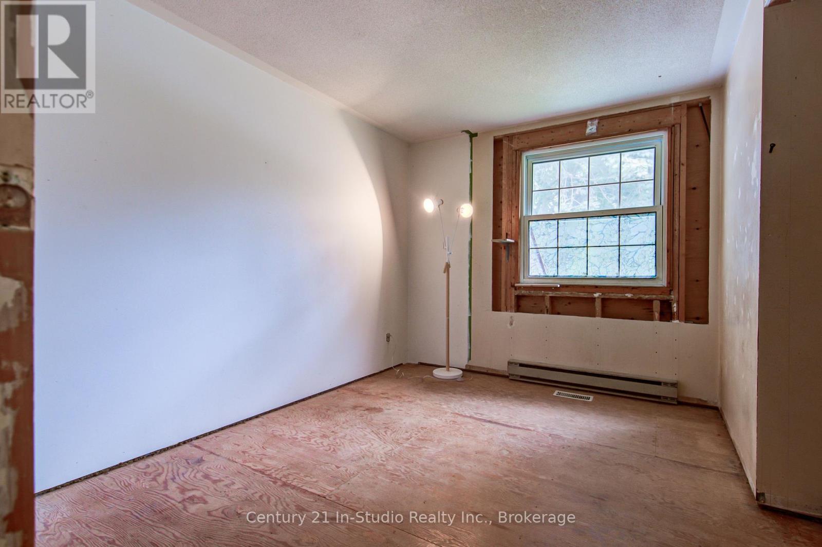 1116 Milne Drive, Kincardine, Ontario  N2Z 1X4 - Photo 24 - X12313700