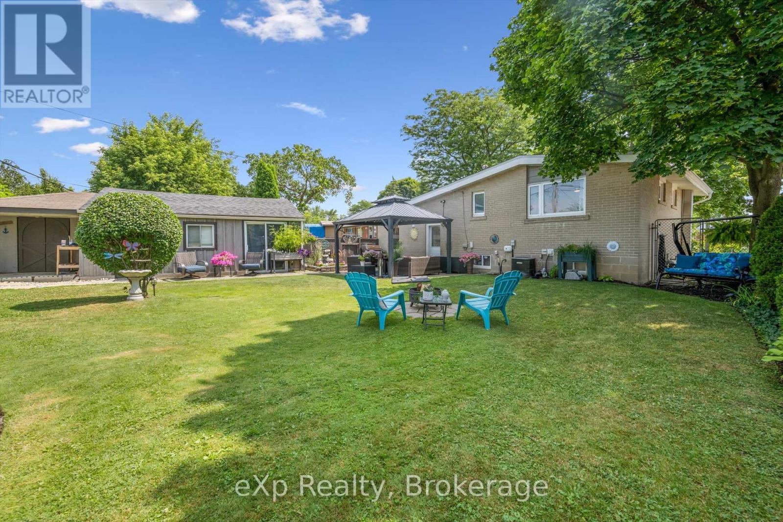 28 Alston Court, Brampton, Ontario  L6W 3B6 - Photo 35 - W12313973