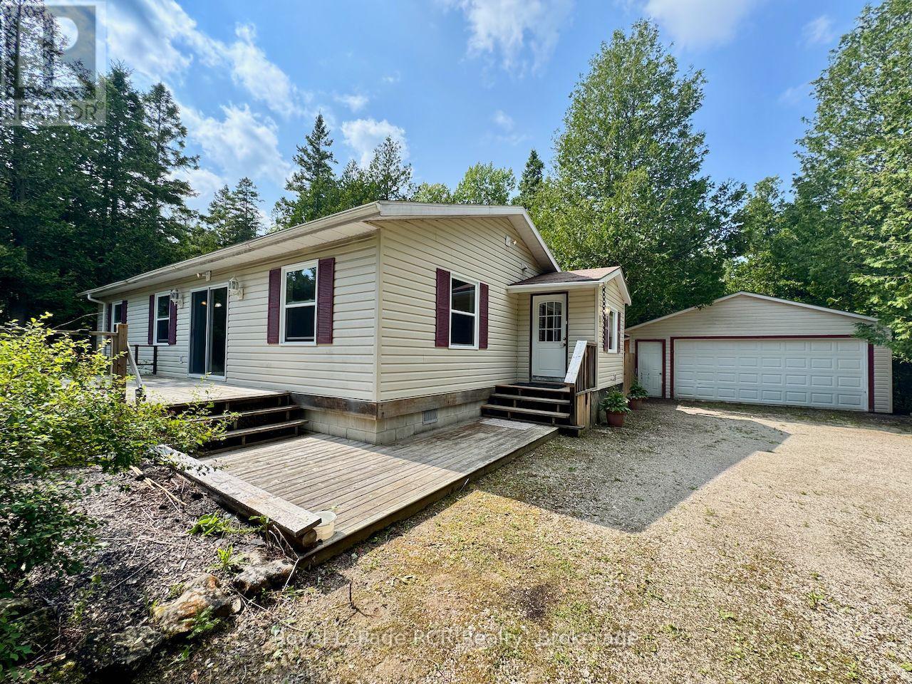 323 East Road Rr 4 Road, Northern Bruce Peninsula, Ontario  N0H 1W0 - Photo 50 - X12314257