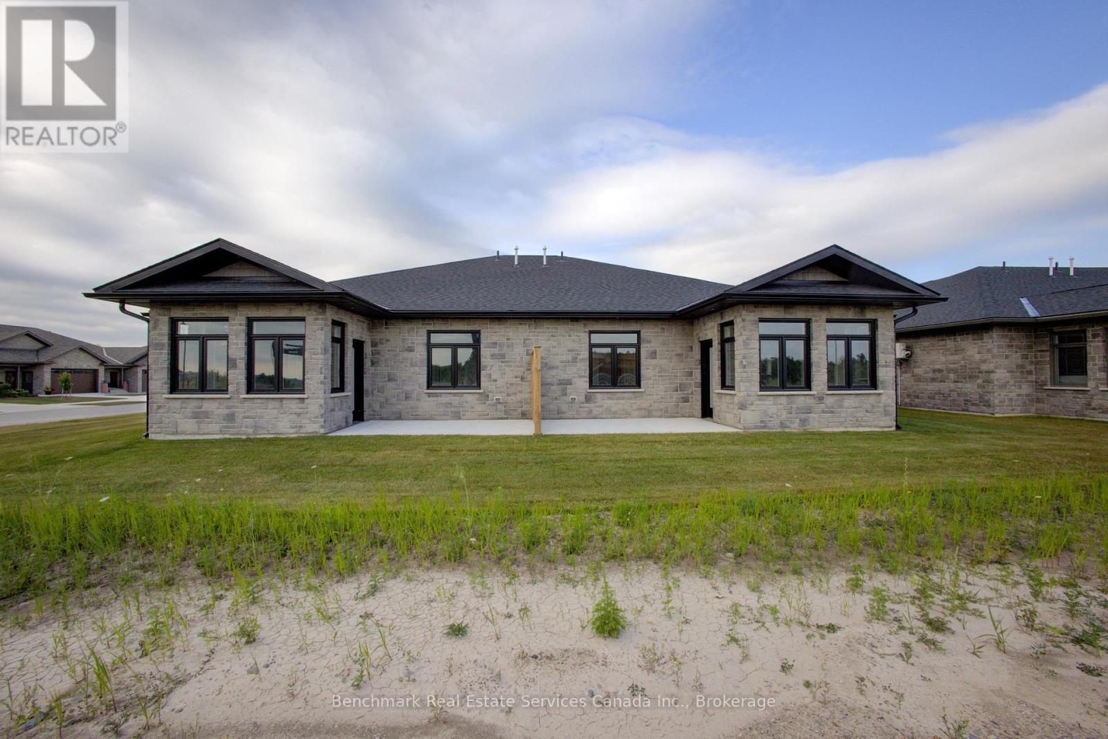 51 Cavalier Crescent, Huron-Kinloss, Ontario  N0G 2R0 - Photo 31 - X12314374