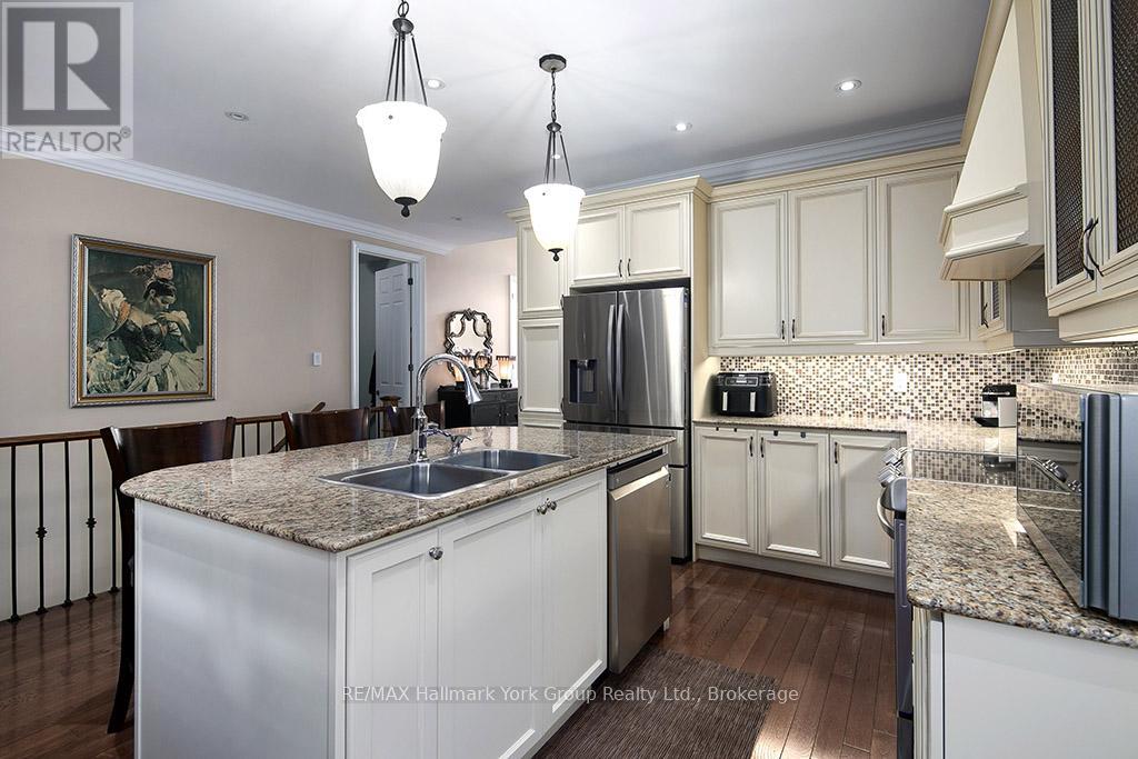 1166 Gina Street, Innisfil, Ontario  L9S 4Z3 - Photo 14 - N12314627