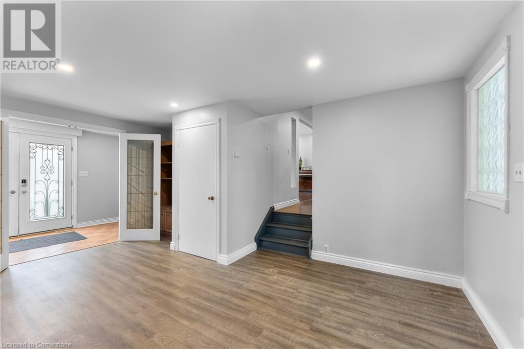 6937 Waterloo Drive, Niagara Falls, Ontario  L2J 1E3 - Photo 12 - 40755941
