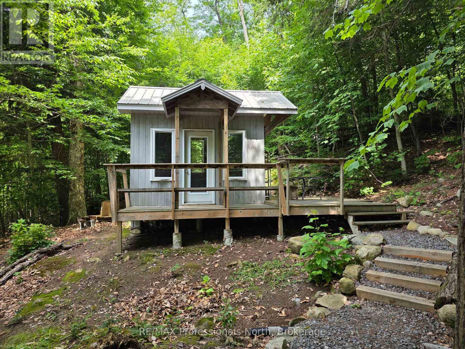 208 North Bay Lake Road, Perry, Ontario  P0A 1J0 - Photo 2 - X12316610