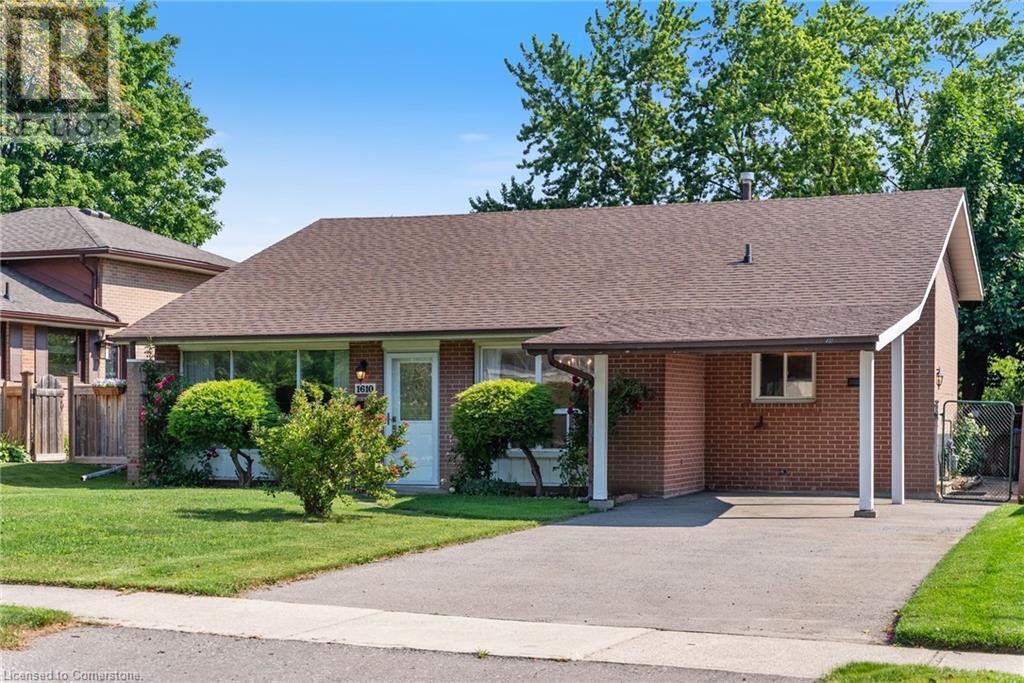 1610 Hobbs Crescent, Mississauga, Ontario  L5J 3R9 - Photo 2 - 40755924