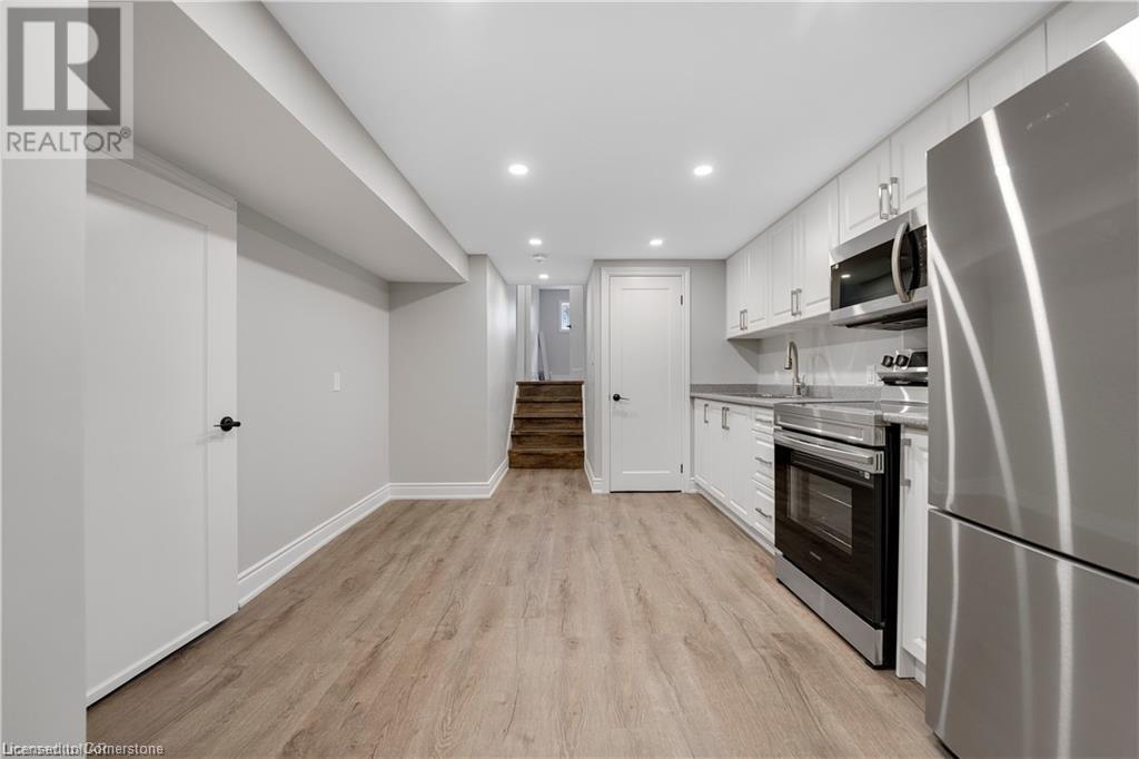 8059 Aintree Drive Unit# Lower, Niagara Falls, Ontario  L2H 1V3 - Photo 2 - 40756072