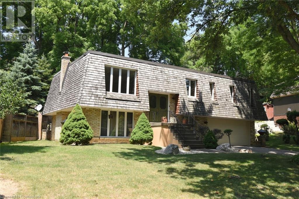 30 TERRACE Drive, Dundas, Ontario