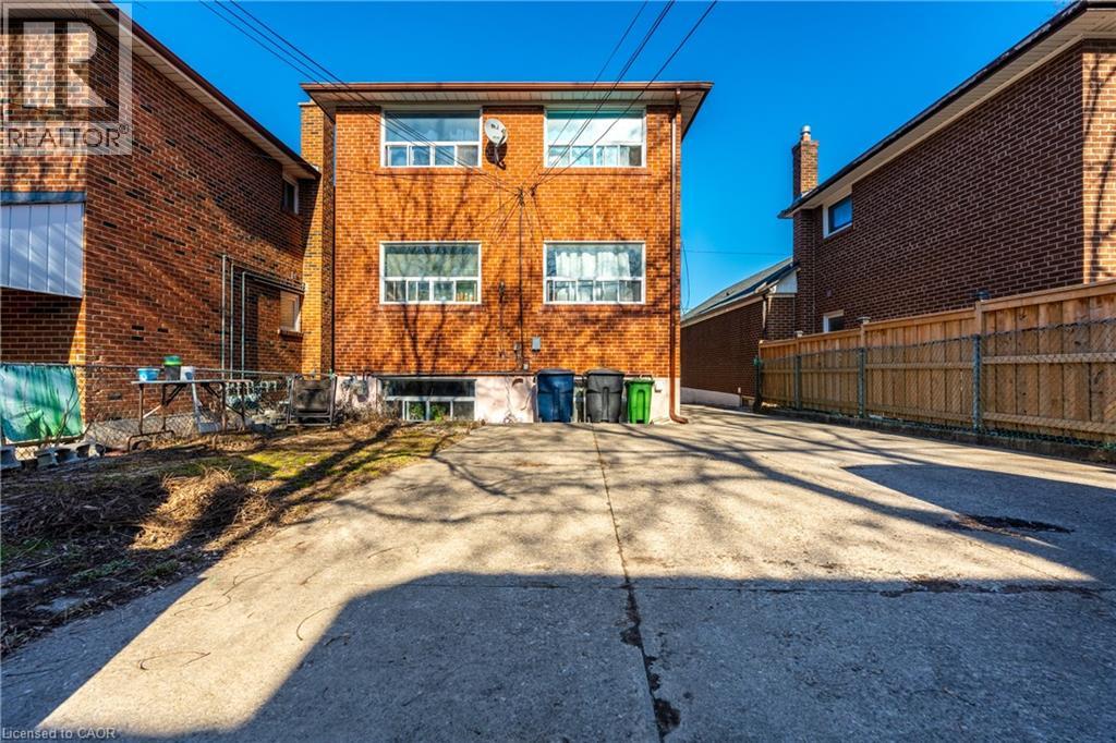 312 Atlas Avenue, York, Ontario  M6C 3P9 - Photo 22 - 40756233