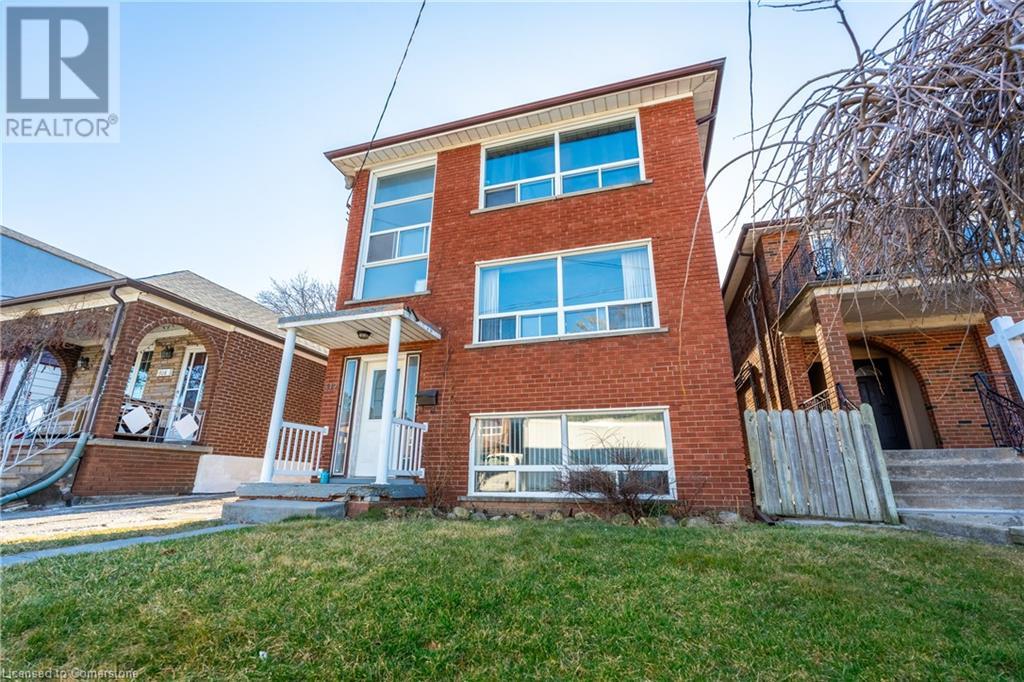 312 Atlas Avenue, York, Ontario  M6C 3P9 - Photo 4 - 40756233