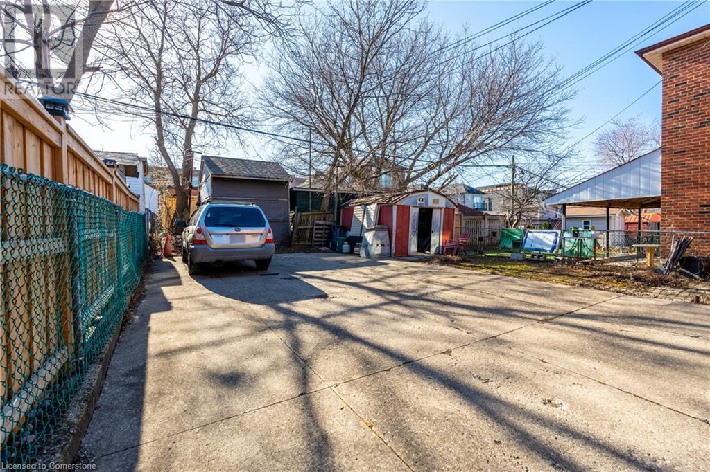 312 Atlas Avenue, York, Ontario  M6C 3P9 - Photo 9 - 40756233