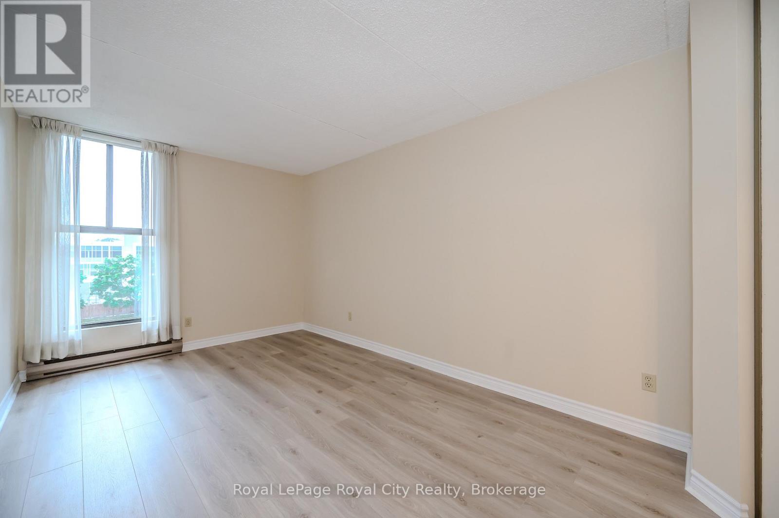 608 - 22 Marilyn Drive, Guelph, Ontario  N1H 7T1 - Photo 21 - X12318286