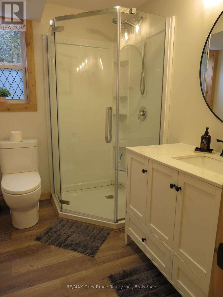 597 Stokes Bay Road, Northern Bruce Peninsula, Ontario  N0H 2M0 - Photo 15 - X12318564