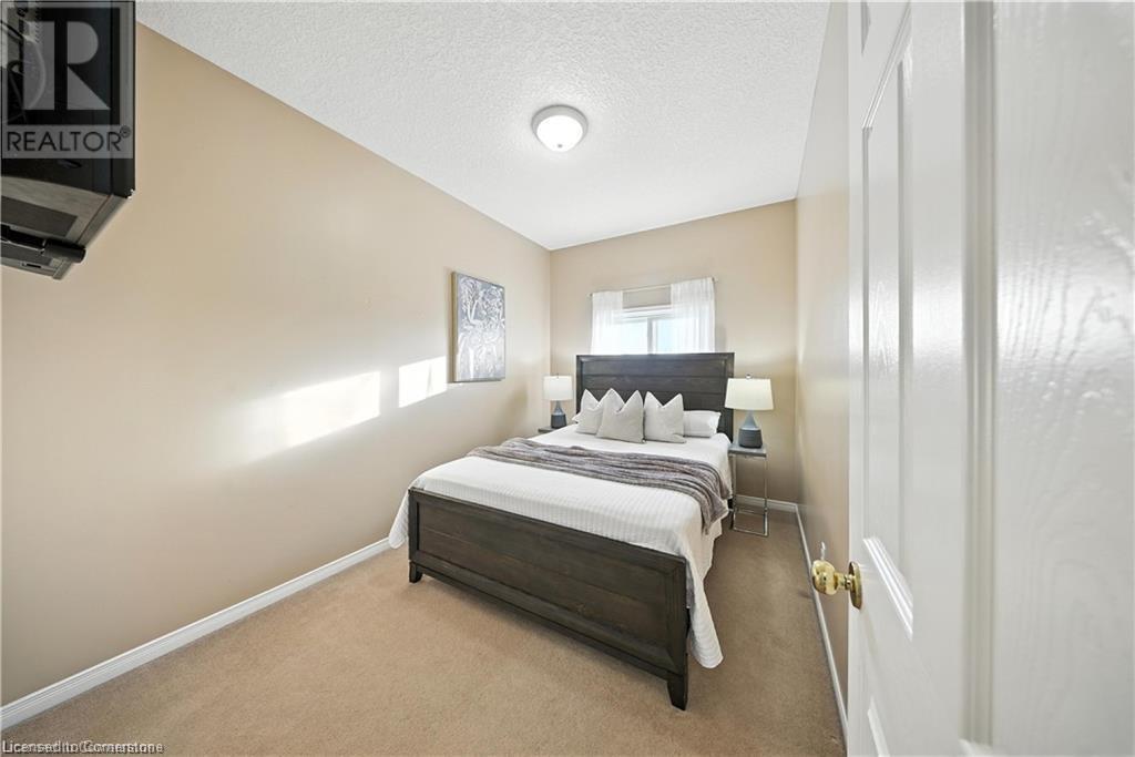 15 Corsica Street, Kitchener, Ontario  N2R 1Y1 - Photo 18 - 40756406