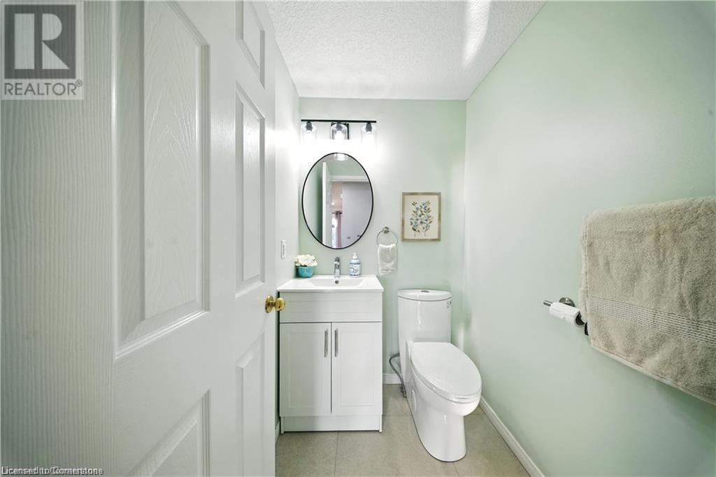 15 Corsica Street, Kitchener, Ontario  N2R 1Y1 - Photo 21 - 40756406