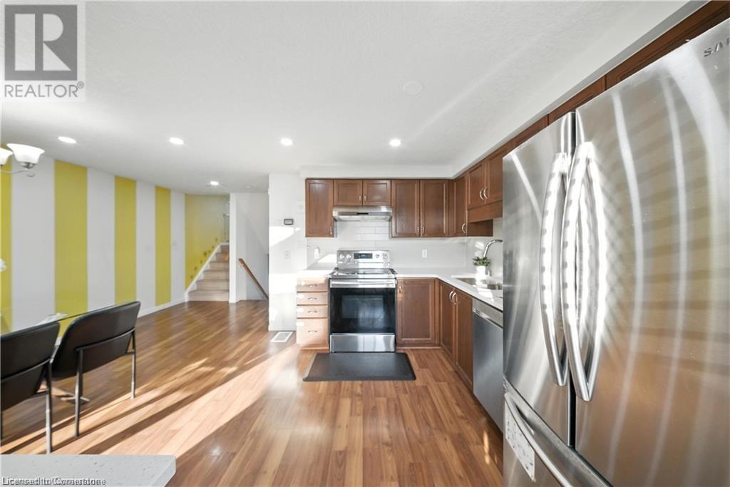 15 Corsica Street, Kitchener, Ontario  N2R 1Y1 - Photo 7 - 40756406
