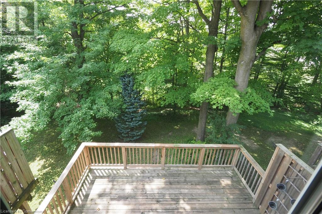 365 Bennington Gate Unit# 33, Waterloo, Ontario  N2T 2L1 - Photo 37 - 40753482