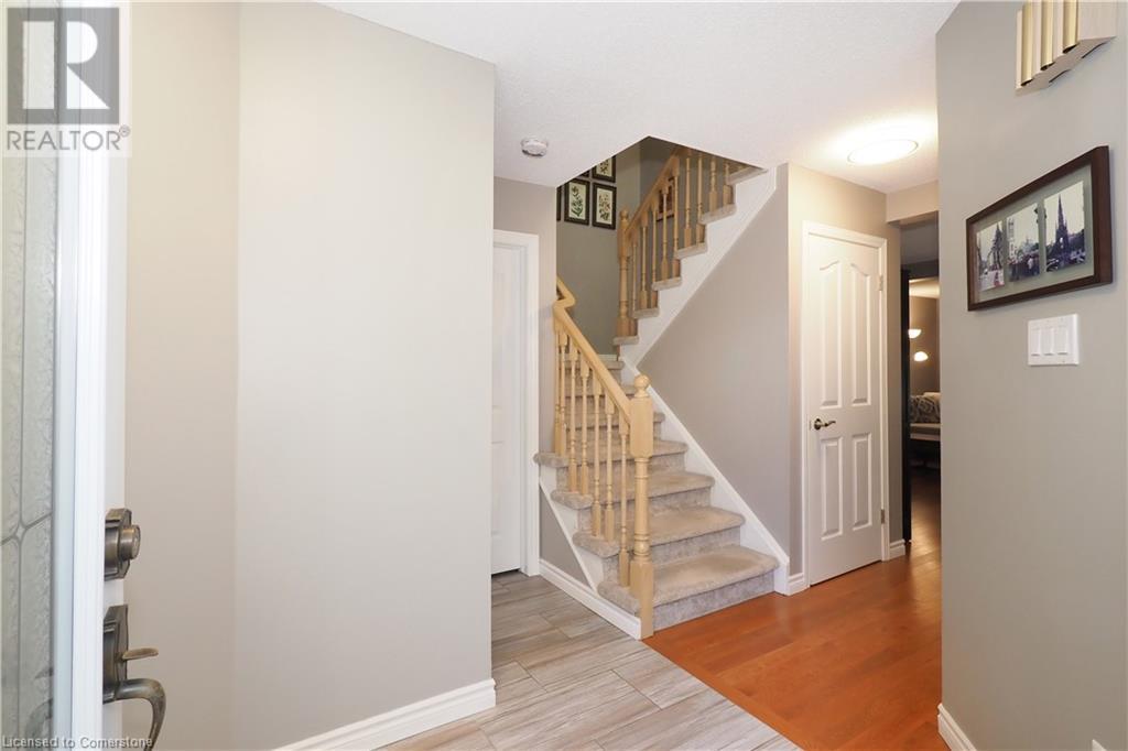 365 Bennington Gate Unit# 33, Waterloo, Ontario  N2T 2L1 - Photo 6 - 40753482