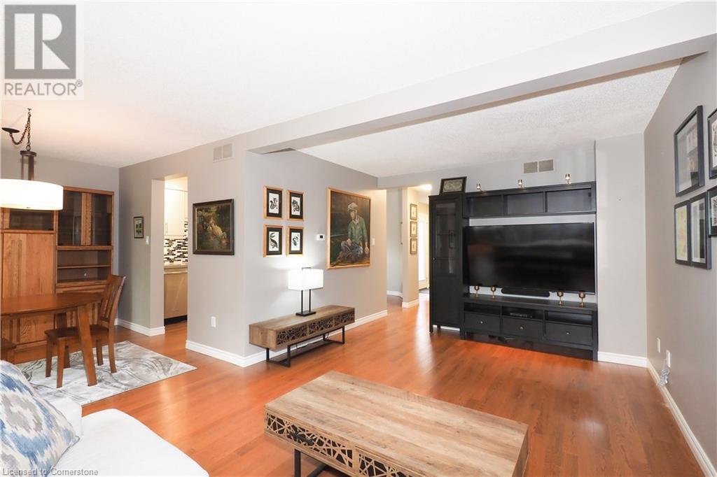 365 Bennington Gate Unit# 33, Waterloo, Ontario  N2T 2L1 - Photo 9 - 40753482