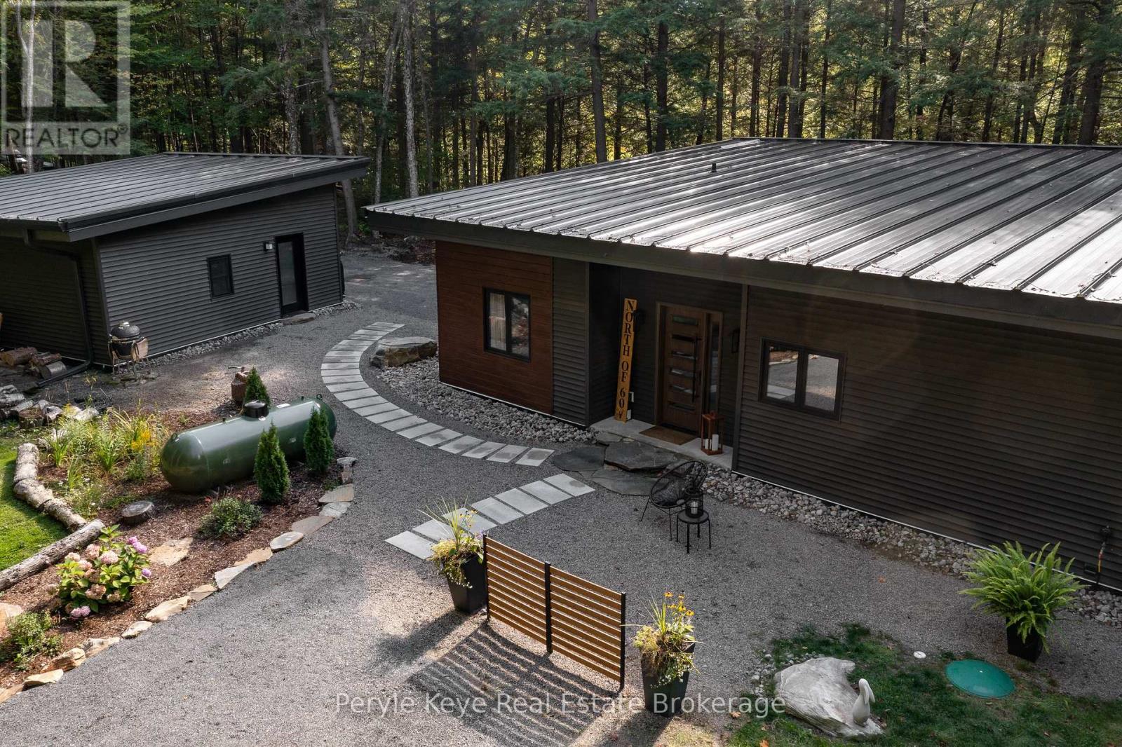 1-1387 Oxbow Lake Road, Lake Of Bays, Ontario  P1H 2J6 - Photo 7 - X12318810