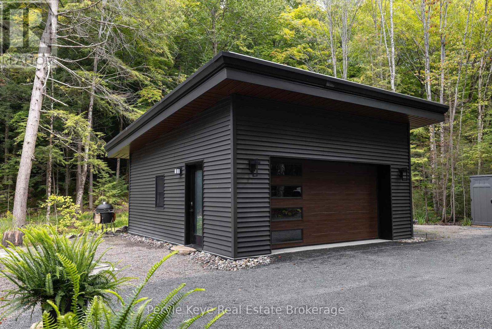 1-1387 Oxbow Lake Road, Lake Of Bays, Ontario  P1H 2J6 - Photo 8 - X12318810