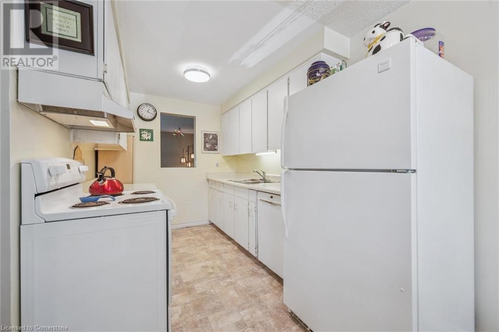 40 Silvercreek Parkway N Unit# 30, Guelph, Ontario  N1H 7X5 - Photo 7 - 40756586