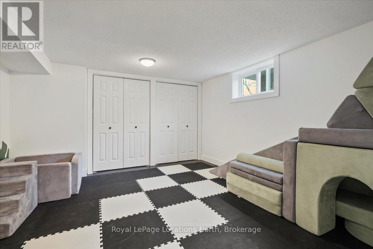 201 Beech Street, Clearview, Ontario  L0M 1S0 - Photo 26 - S12318920