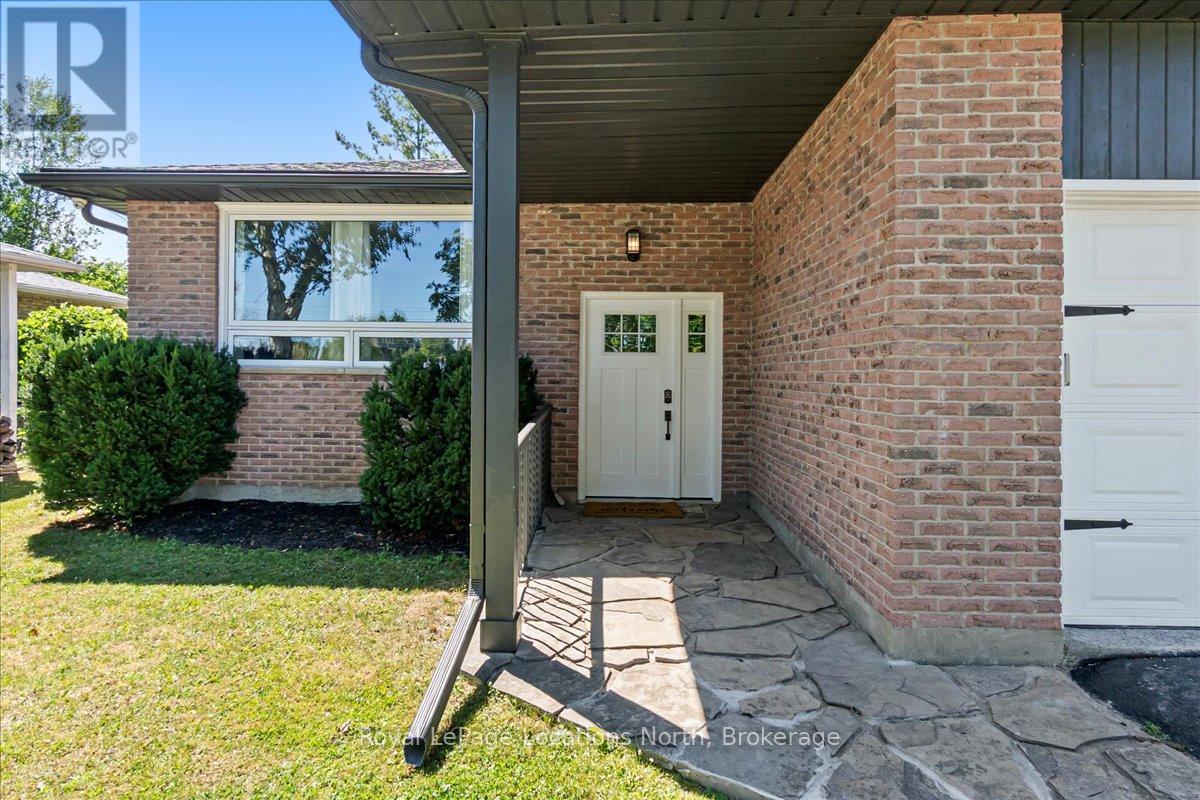 201 Beech Street, Clearview, Ontario  L0M 1S0 - Photo 7 - S12318920
