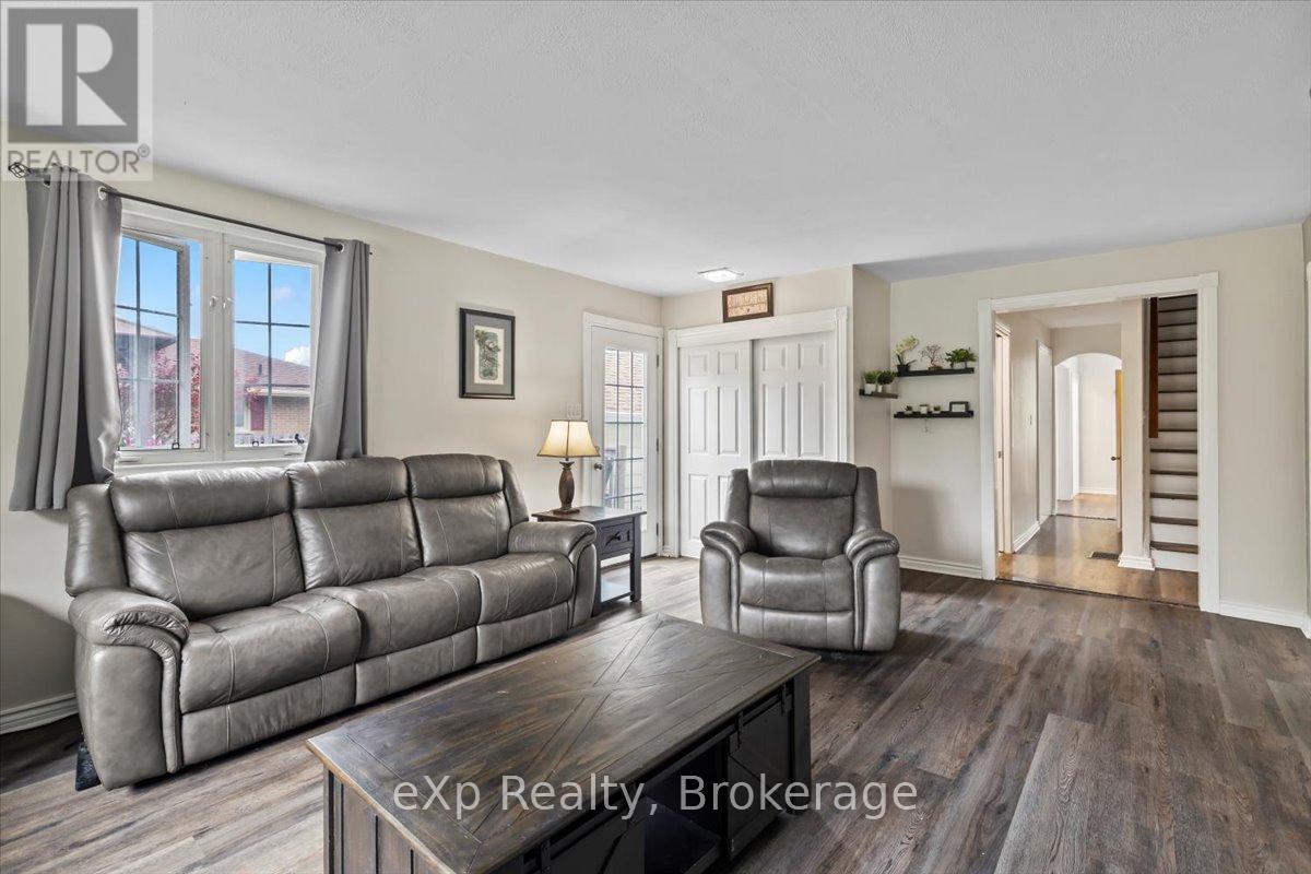 496 Main Street E, Southgate, Ontario  N0C 1B0 - Photo 7 - X12318903
