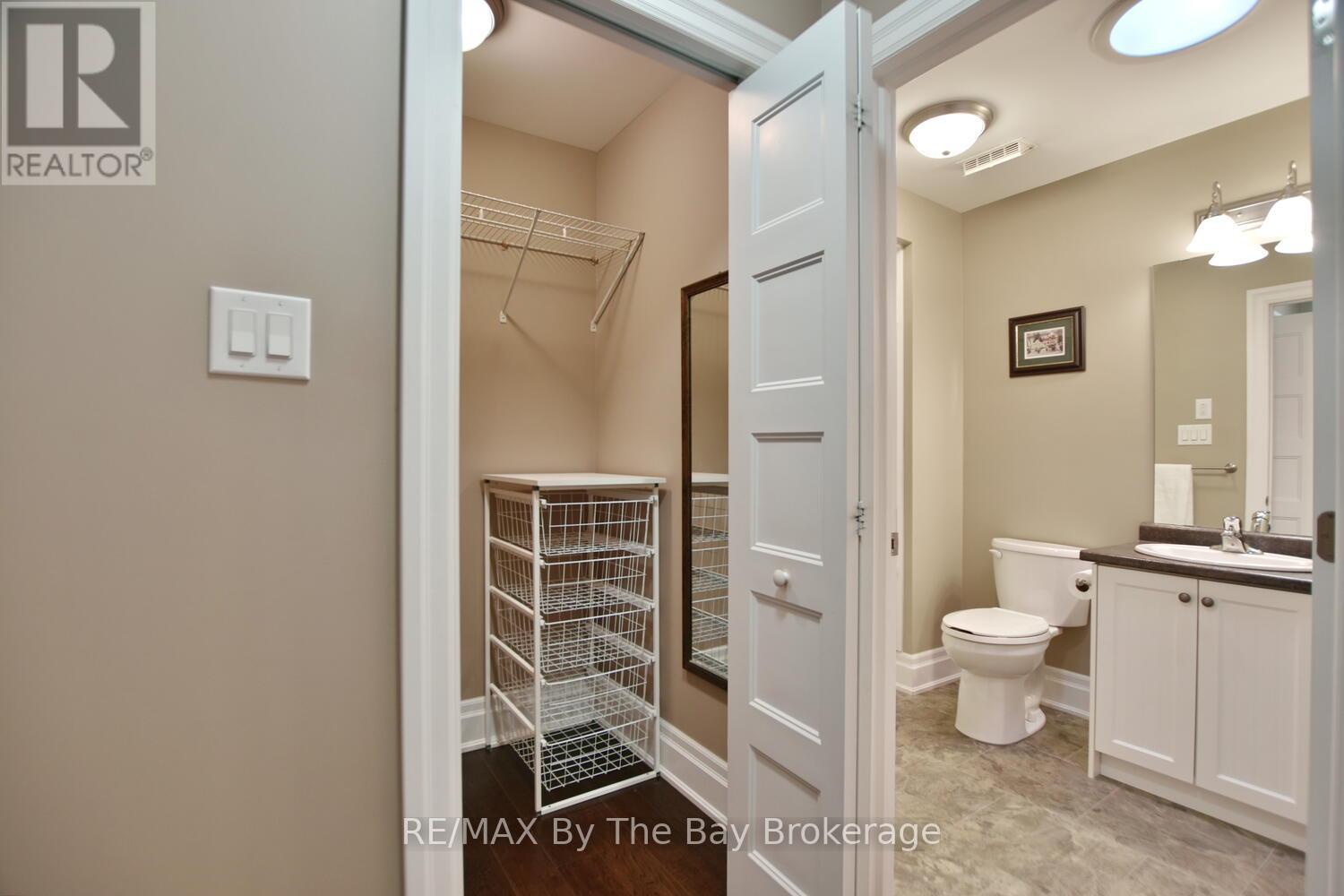 50 Clover Crescent, Wasaga Beach, Ontario  L9Z 0G4 - Photo 15 - S12318965