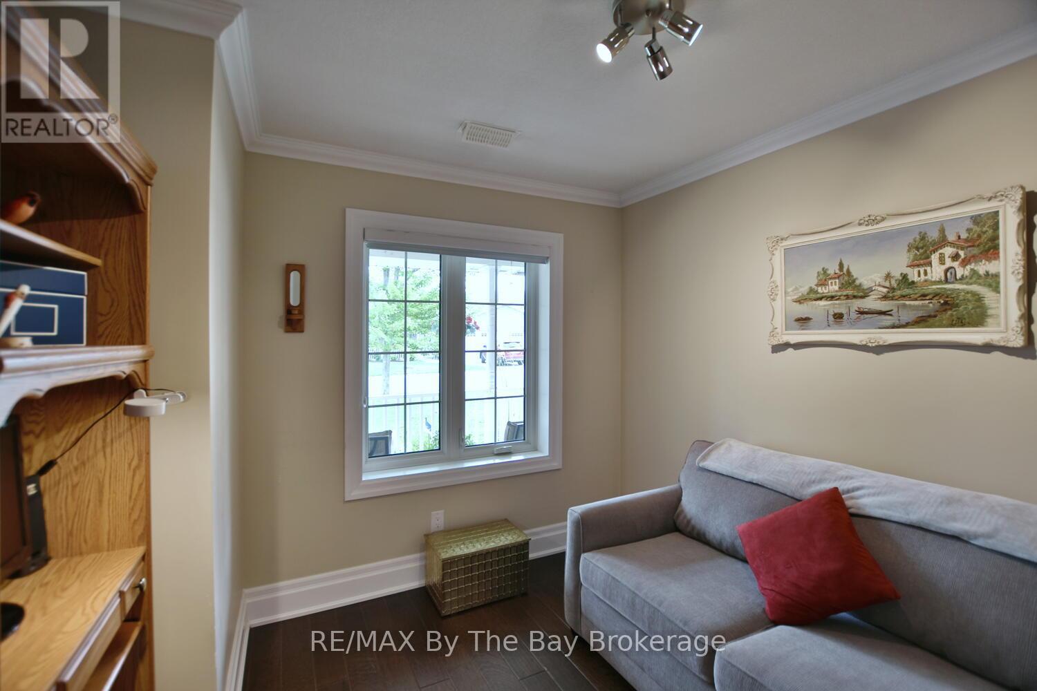 50 Clover Crescent, Wasaga Beach, Ontario  L9Z 0G4 - Photo 18 - S12318965