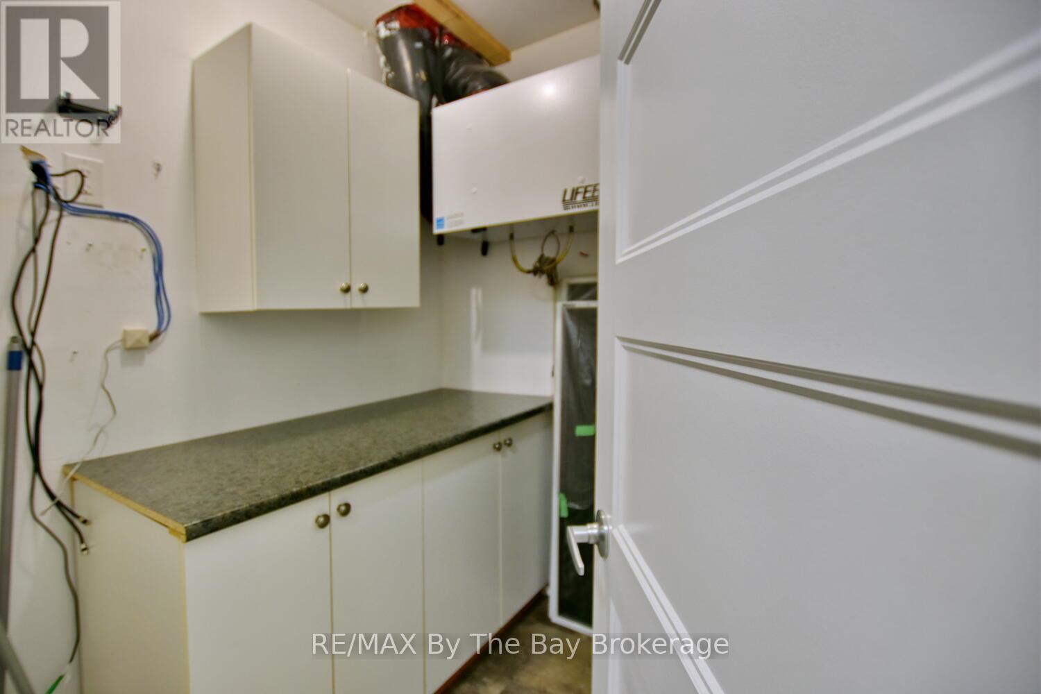 50 Clover Crescent, Wasaga Beach, Ontario  L9Z 0G4 - Photo 21 - S12318965
