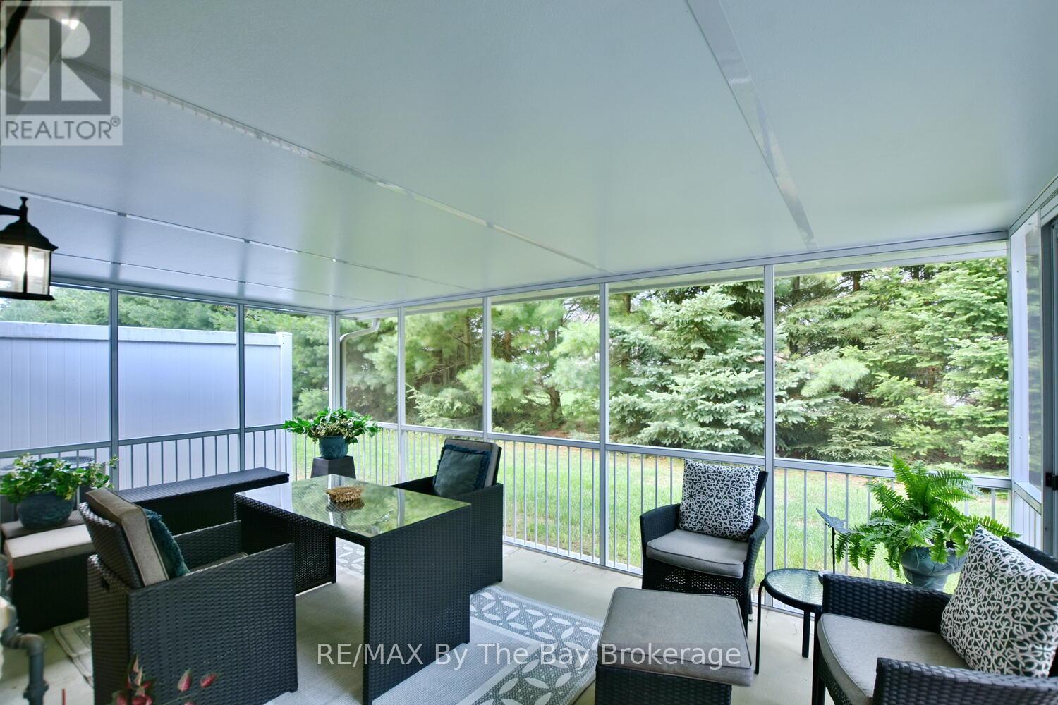 50 Clover Crescent, Wasaga Beach, Ontario  L9Z 0G4 - Photo 3 - S12318965