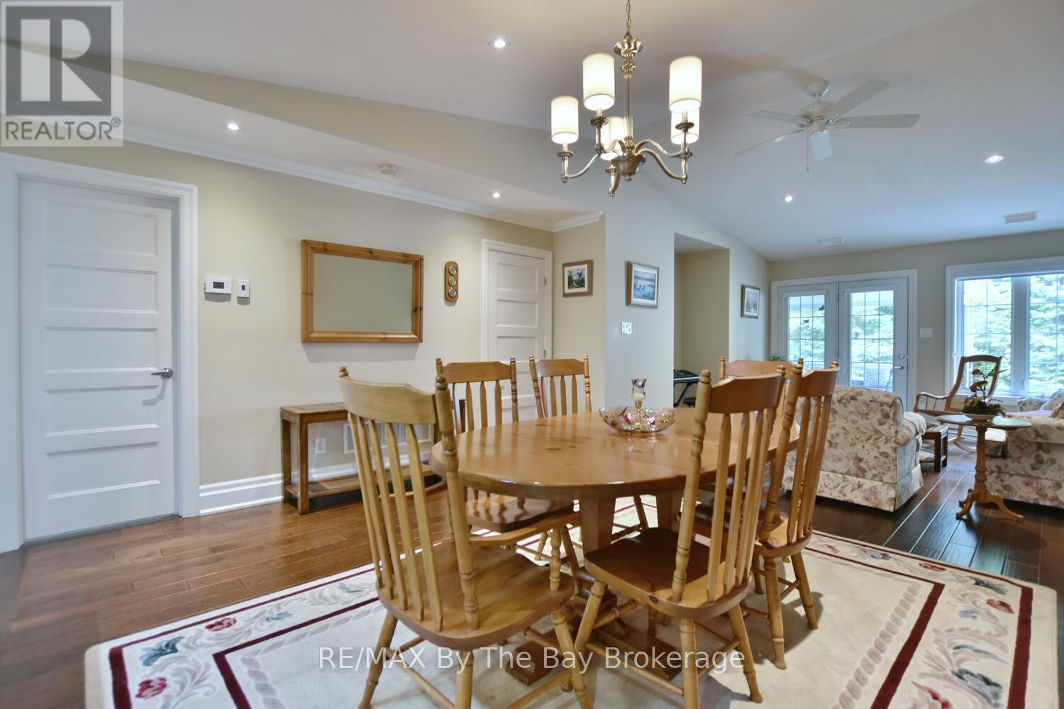 50 Clover Crescent, Wasaga Beach, Ontario  L9Z 0G4 - Photo 9 - S12318965