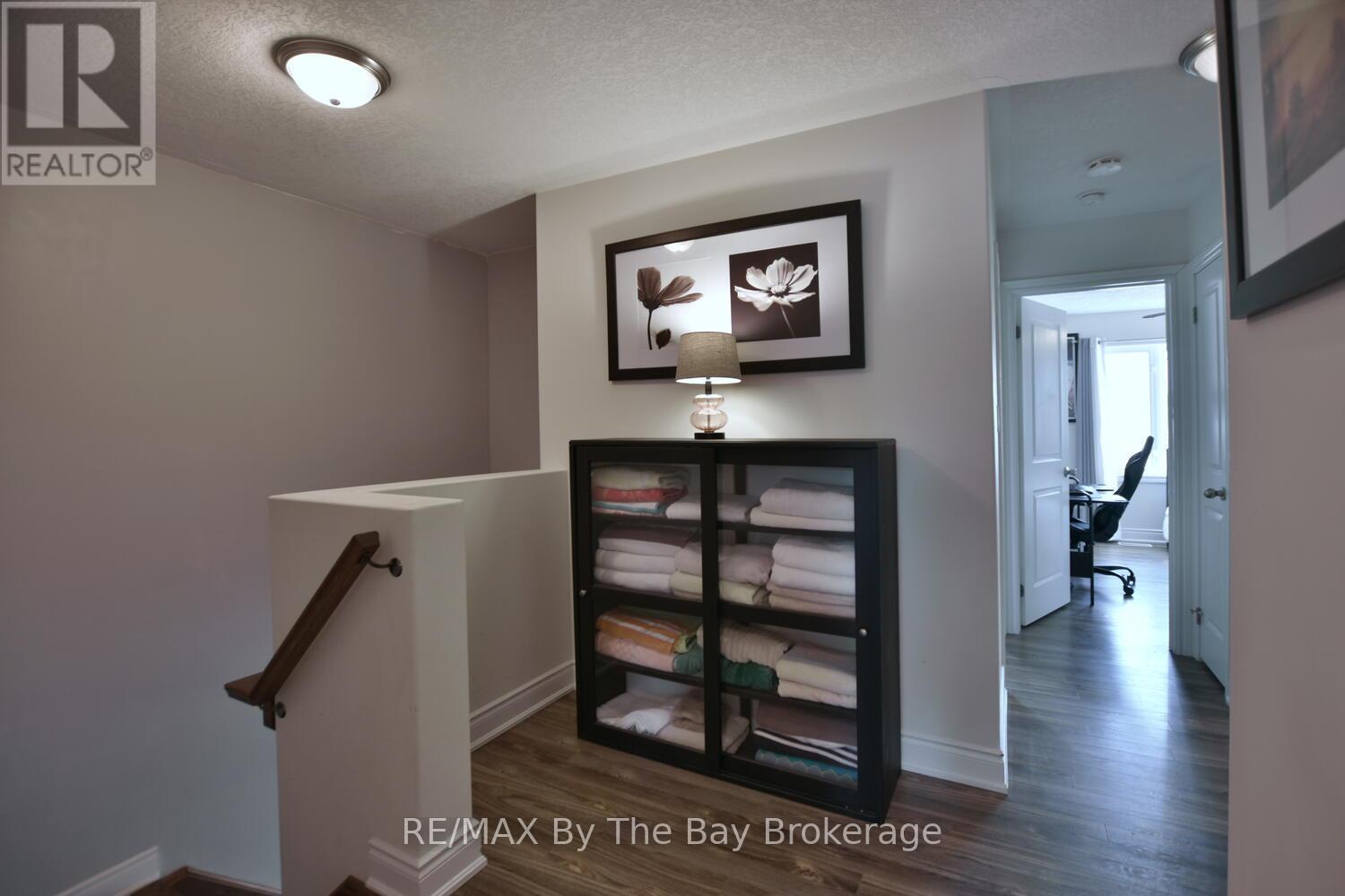 62 Puccini Drive, Wasaga Beach, Ontario  L9Z 1Z4 - Photo 18 - S12318979