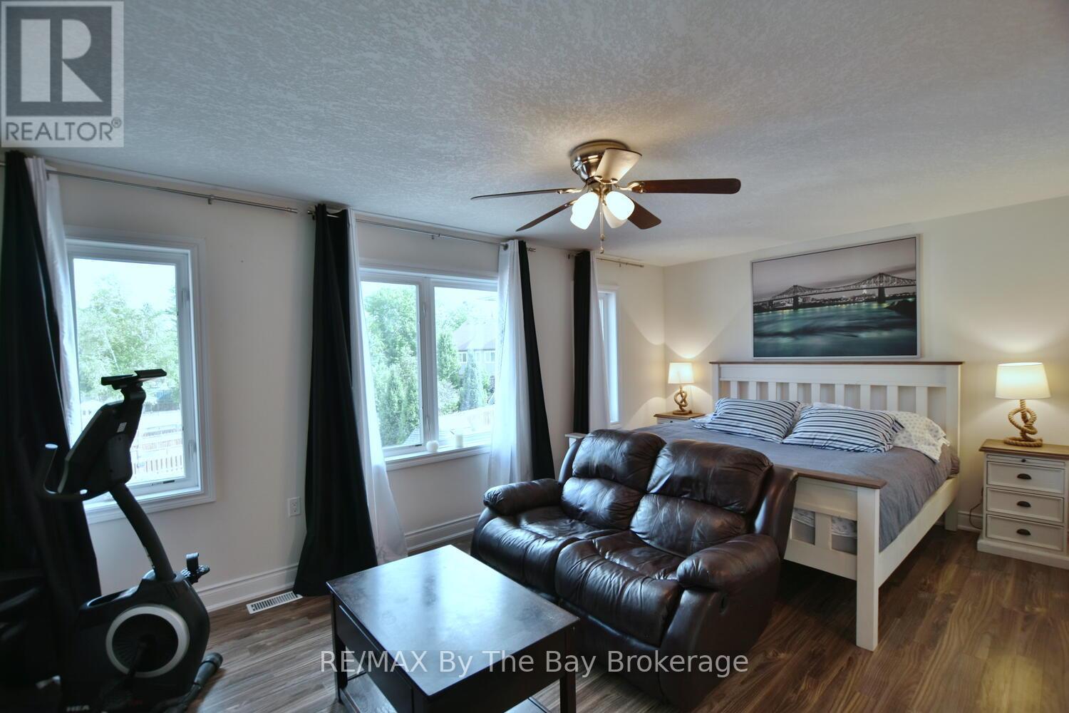 62 Puccini Drive, Wasaga Beach, Ontario  L9Z 1Z4 - Photo 19 - S12318979