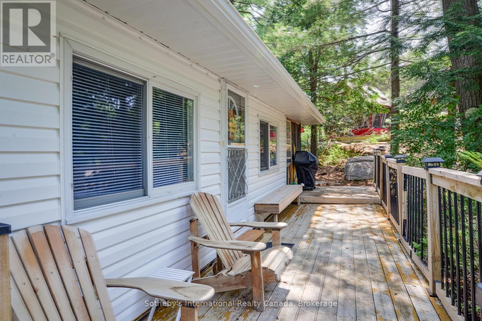 1145 South Morrison Lake Road, Gravenhurst, Ontario  P0E 1G0 - Photo 19 - X12318973