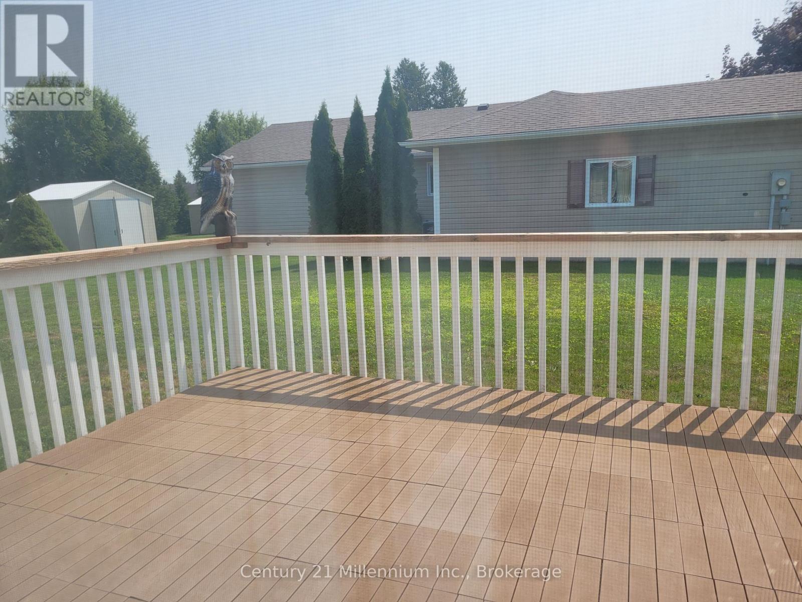 74 Pennsylvania Avenue, Wasaga Beach, Ontario  L9Z 3A8 - Photo 26 - S12319136