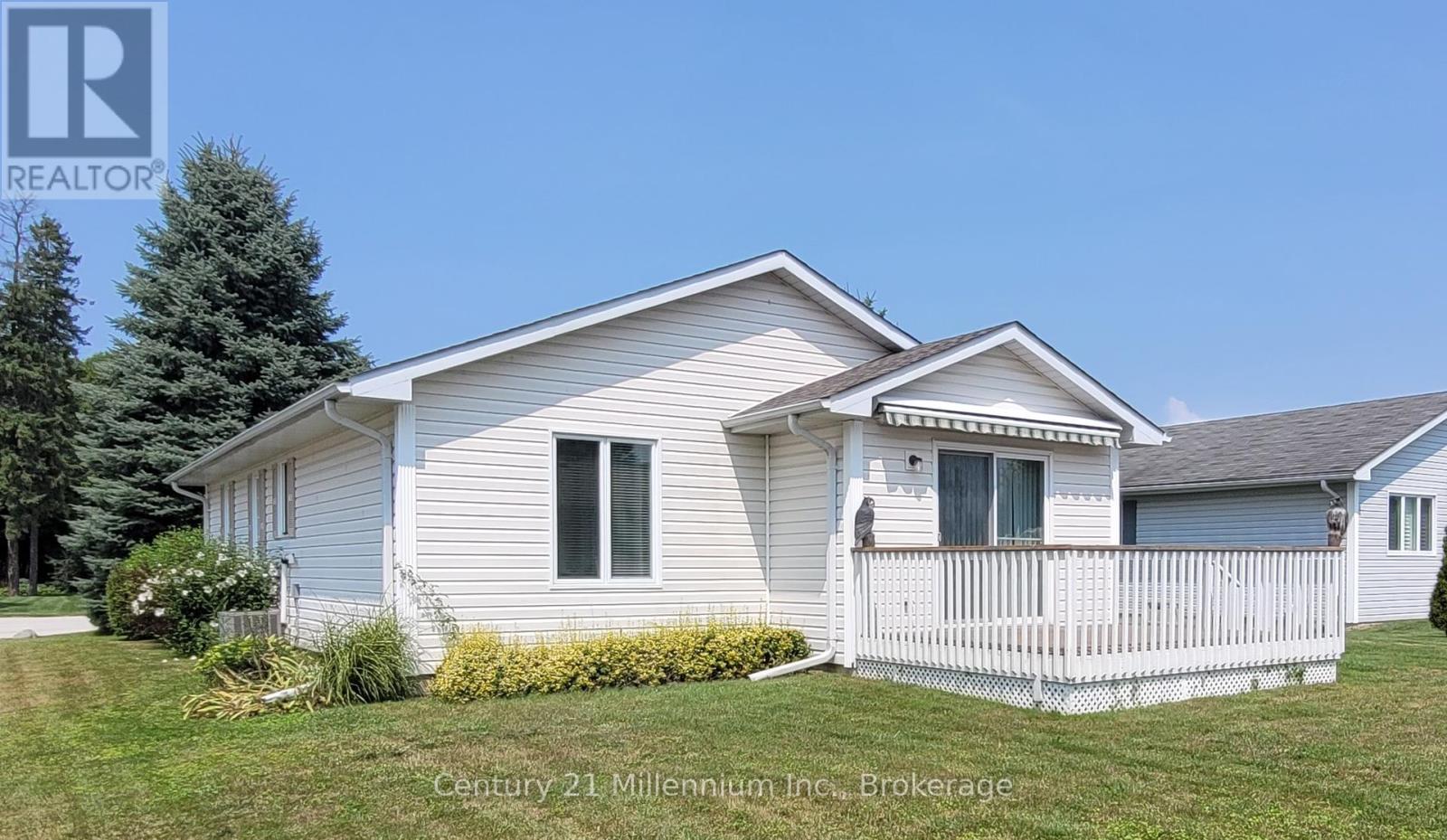 74 Pennsylvania Avenue, Wasaga Beach, Ontario  L9Z 3A8 - Photo 34 - S12319136