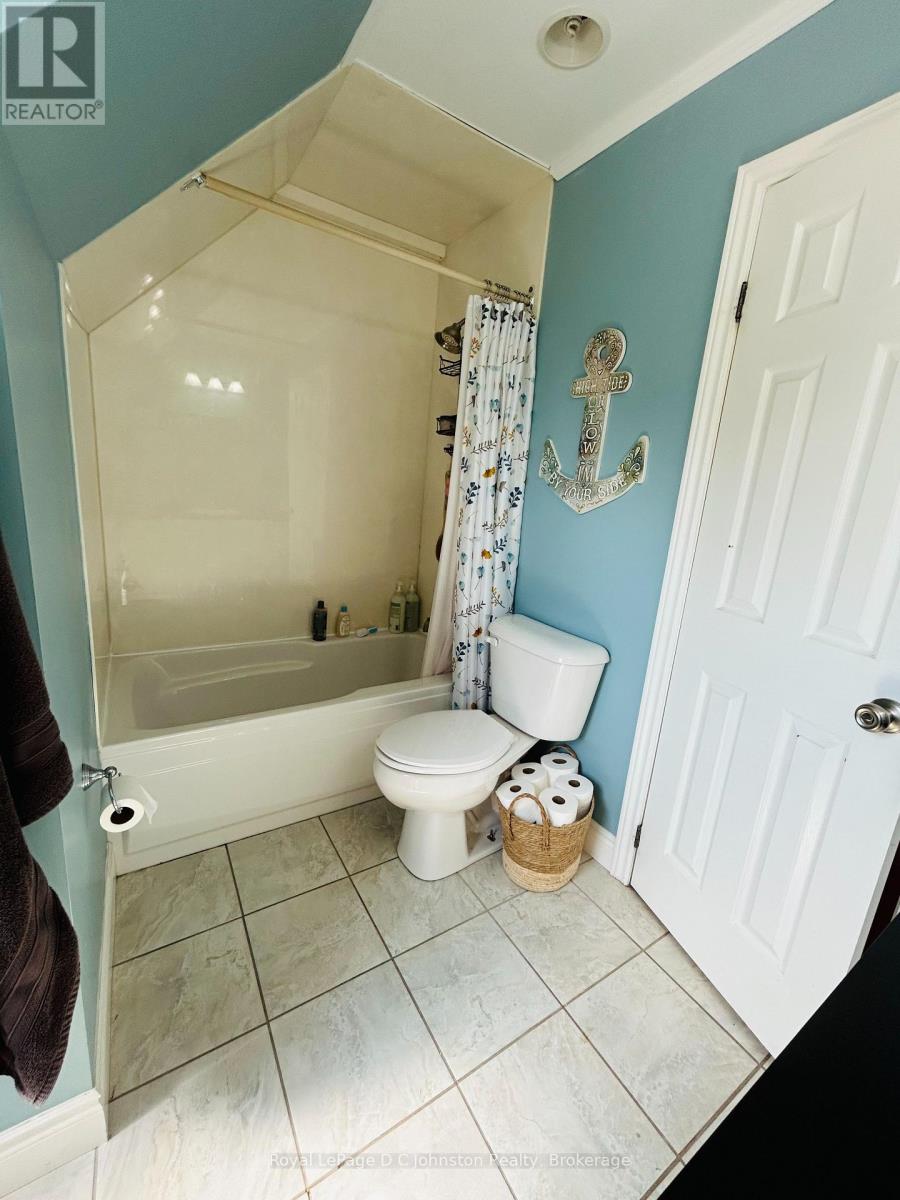 431 Thede Drive, Saugeen Shores, Ontario  N0H 2C4 - Photo 19 - X12319230