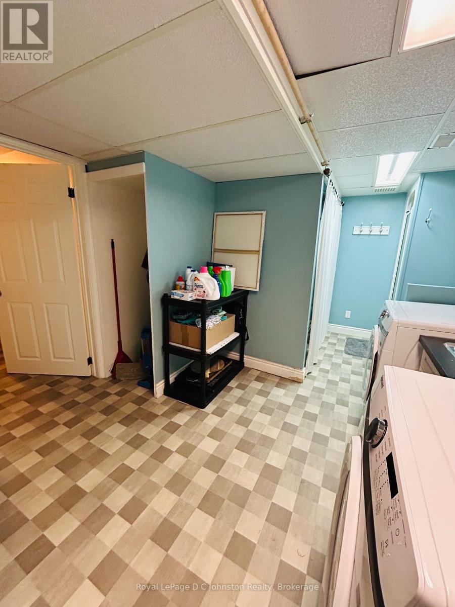 431 Thede Drive, Saugeen Shores, Ontario  N0H 2C4 - Photo 38 - X12319230