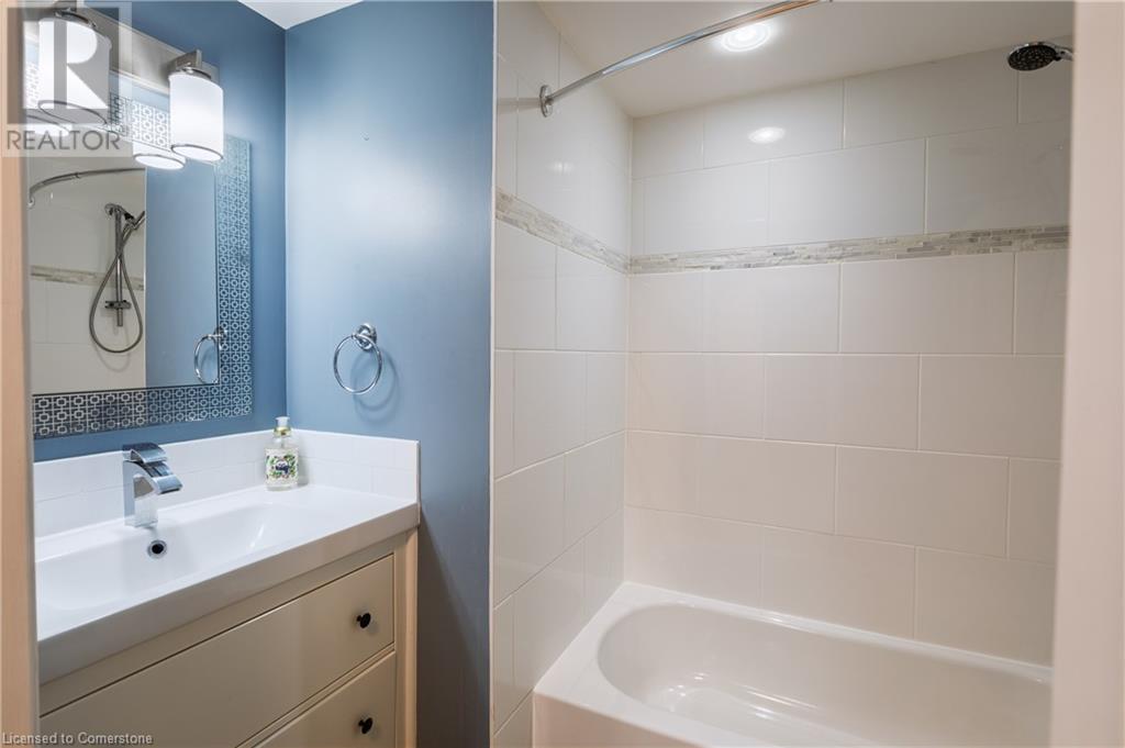 112 Limpert Avenue, Cambridge, Ontario  N3C 1B9 - Photo 27 - 40756555