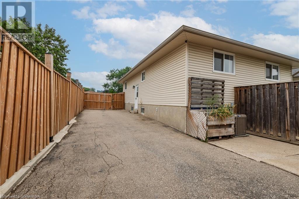 112 Limpert Avenue, Cambridge, Ontario  N3C 1B9 - Photo 35 - 40756555
