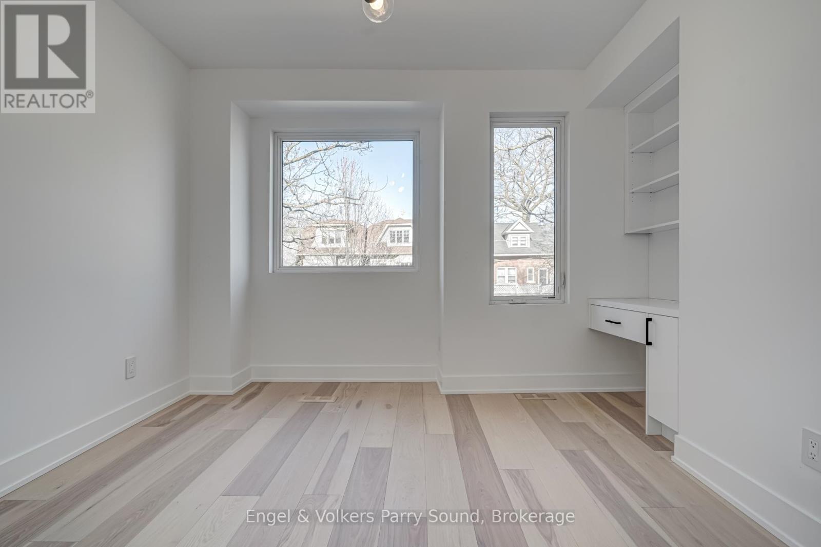 230 Willow Avenue, Toronto, Ontario  M4E 3K7 - Photo 24 - E12319421