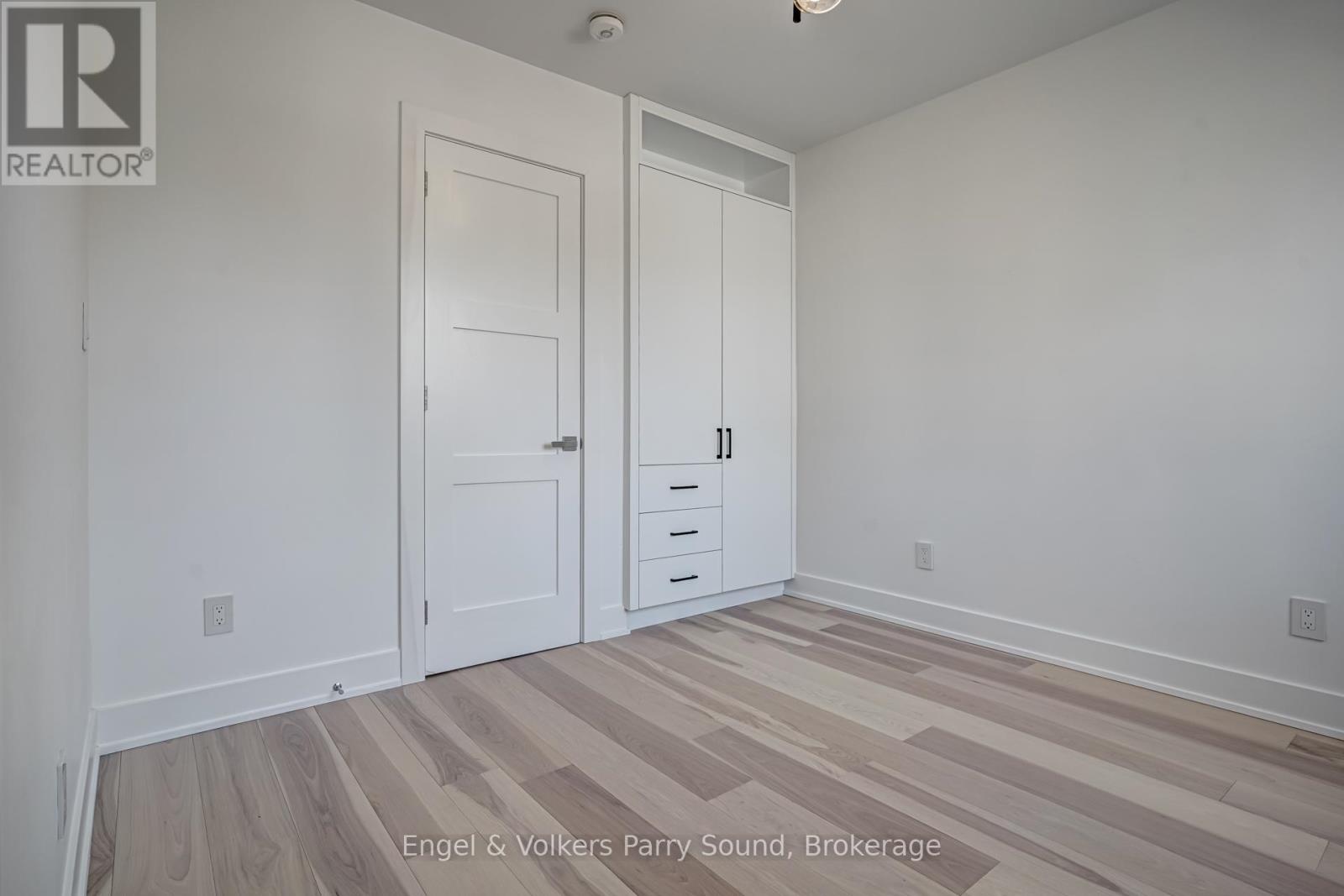 230 Willow Avenue, Toronto, Ontario  M4E 3K7 - Photo 25 - E12319421