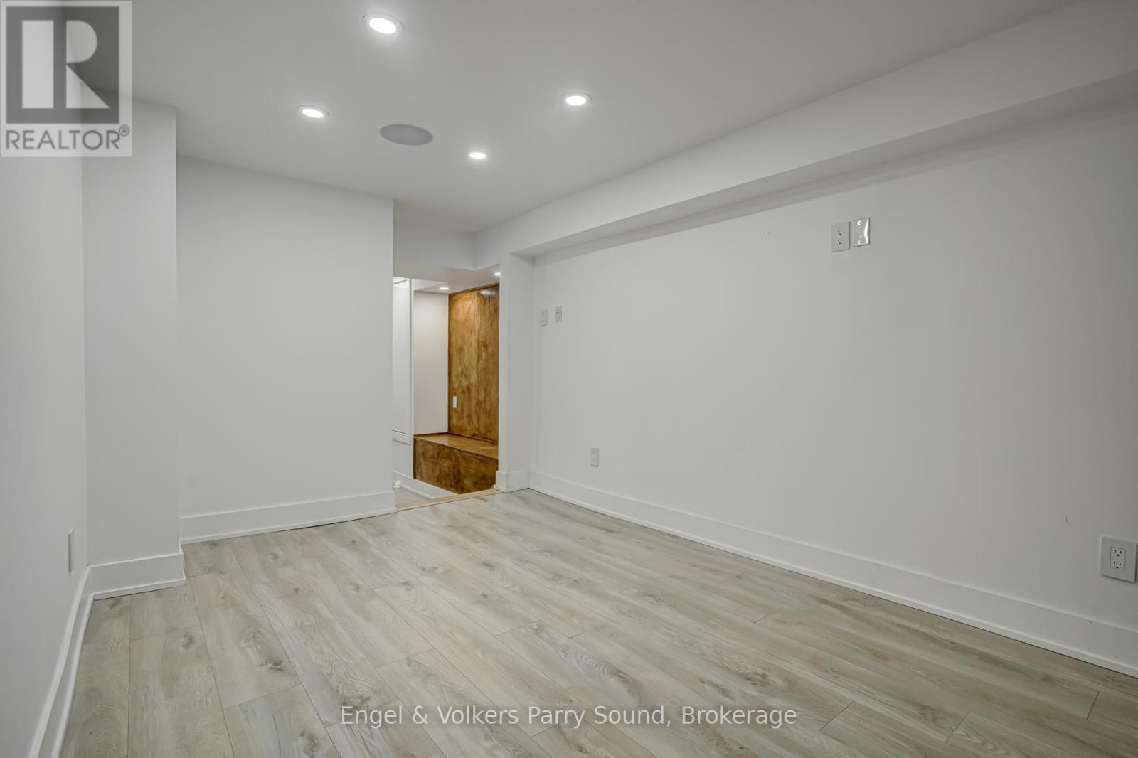 230 Willow Avenue, Toronto, Ontario  M4E 3K7 - Photo 41 - E12319421