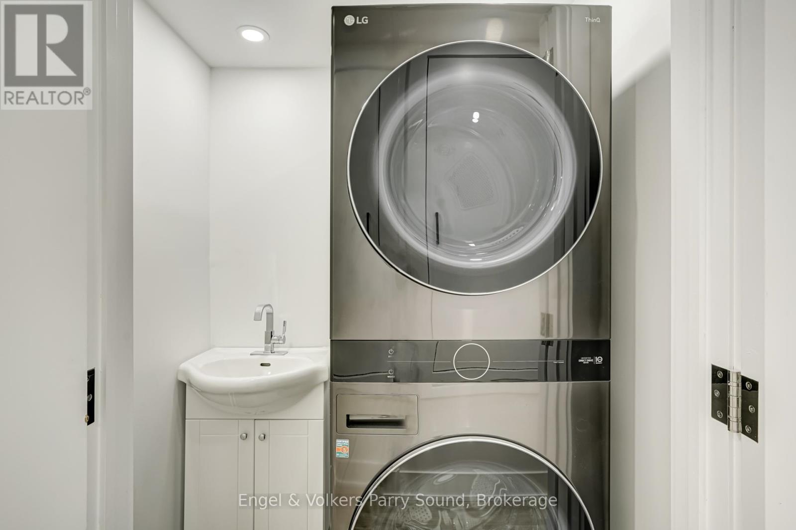 230 Willow Avenue, Toronto, Ontario  M4E 3K7 - Photo 44 - E12319421